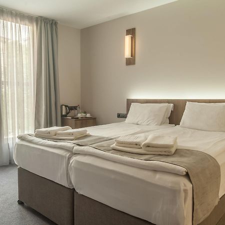 Hugo Hotel Varna ภายนอก รูปภาพ