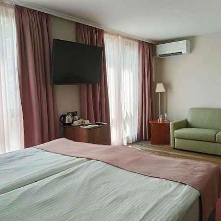 Hugo Hotel Varna ภายนอก รูปภาพ